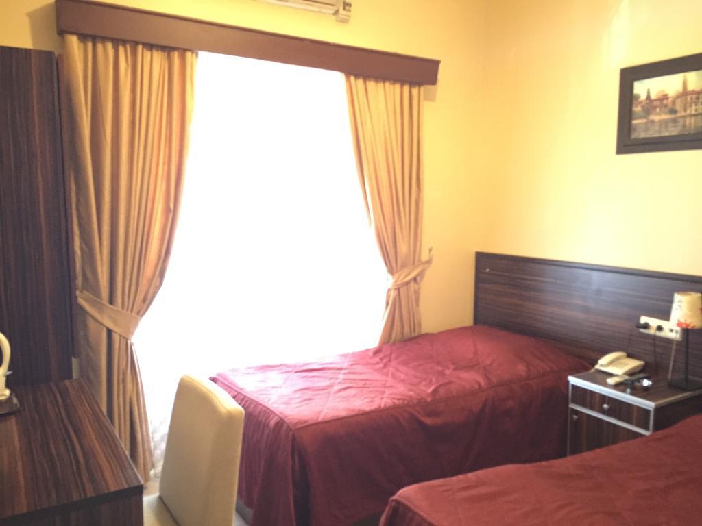Hotel Mercan Adana Rom bilde